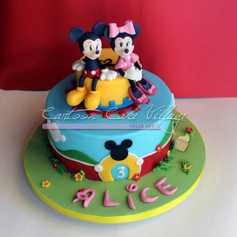 Mickey and Minnie house cake