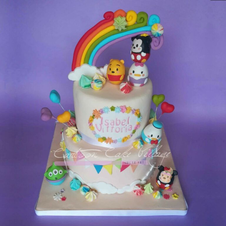 Torta rainbow tsum tsum topolino winnie the pooh